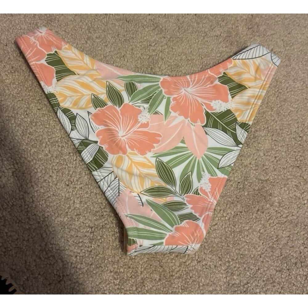 bikini bottom - Picture 2 of 3